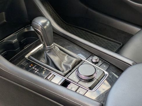 Used 2024 MAZDA MAZDA3 s image 23