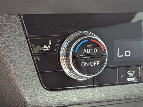 New 2026 Mitsubishi Outlander LE FWD image 22