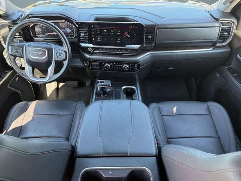 Used 2023 GMC Sierra 1500 SLT w/ SLT Premium Plus Package AWD/4WD image 15