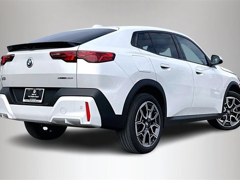 New 2025 BMW X2 xDrive28i w/ Premium Package image 21