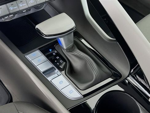 New 2026 Hyundai Elantra SEL Sport FWD image 18