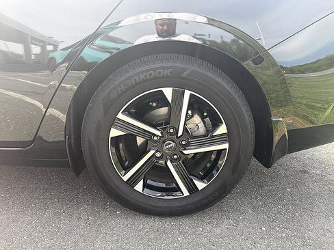 Certified 2025 Nissan Sentra SV w/ Lighting Package image 10