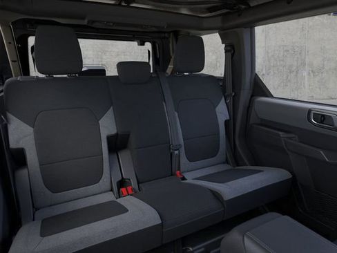 New 2025 Ford Bronco 4-Door image 11
