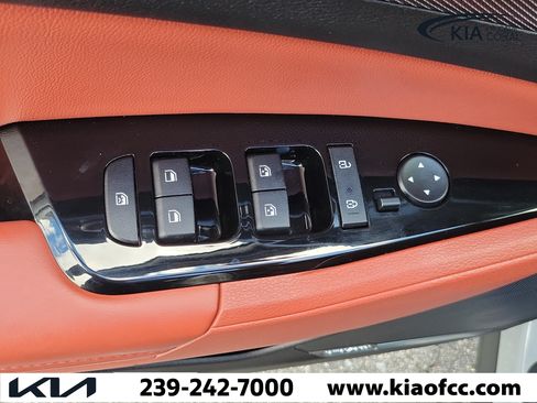Certified 2024 Kia Sportage SX FWD image 25