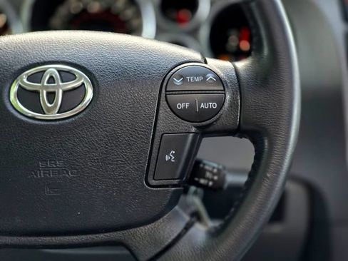 Used 2011 Toyota Sequoia Limited AWD/4WD image 19