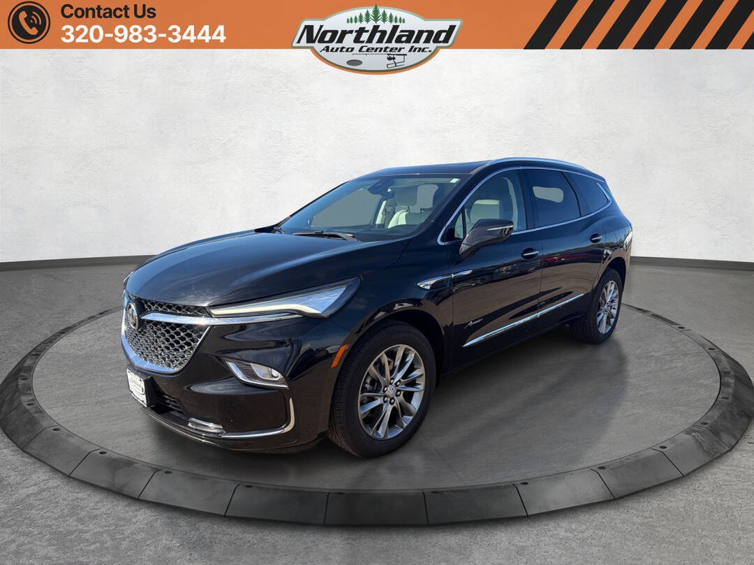 Used 2024 Buick Enclave Avenir AWD/4WD image 1