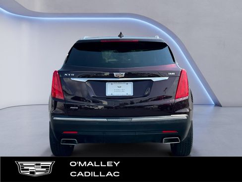 Used 2018 Cadillac XT5 Luxury w/ Driver Awareness Package AWD/4WD image 4