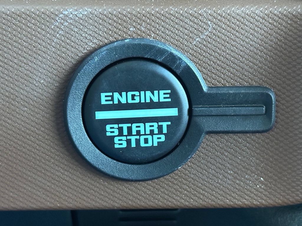 New 2024 Ford Bronco Outer Banks AWD/4WD image 31