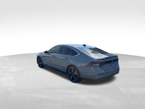 Used 2023 Honda Accord Sport image 6