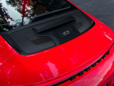 Used 2024 Porsche 911 GT3 RWD image 10