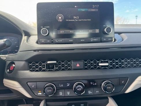 Used 2023 Honda Accord EX image 15