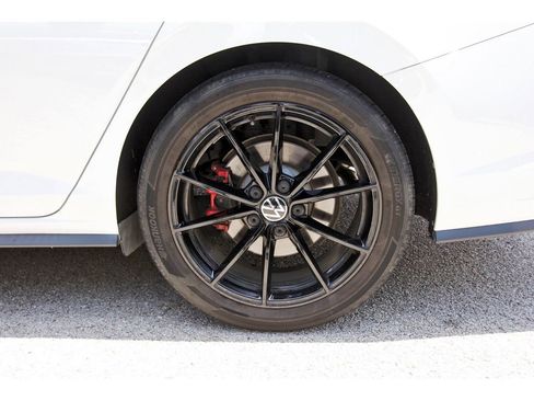 Used 2024 Volkswagen Jetta GLI 40th Anniversary Edition FWD image 30