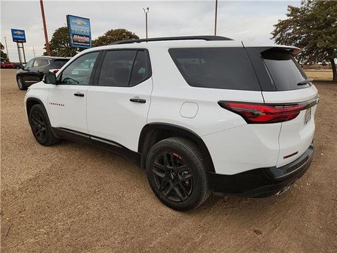 Used 2023 Chevrolet Traverse Premier w/ Redline Edition image 3