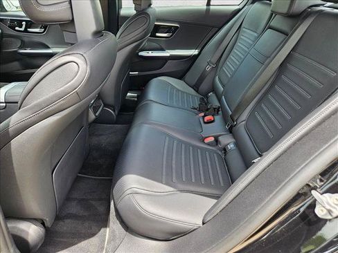 Used 2023 Mercedes-Benz C 300 Sedan image 13