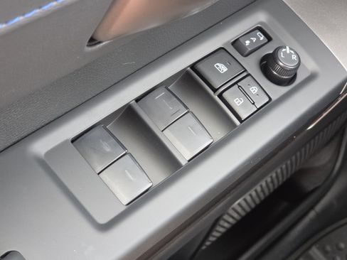 New 2026 Toyota Tundra Platinum AWD/4WD image 13