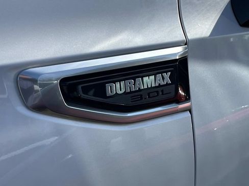 Used 2022 GMC Yukon Denali AWD/4WD image 8