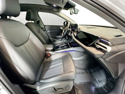 Used 2025 Audi A5 2.0T Premium w/ Convenience Package image 25