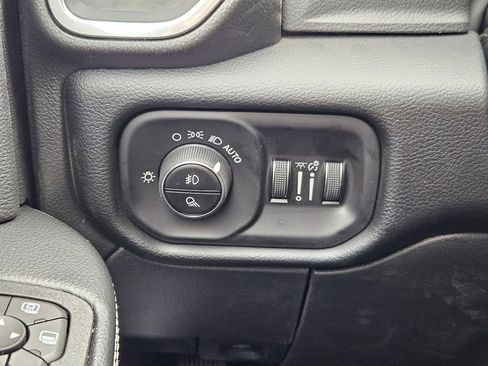 New 2026 RAM 2500 Laramie w/ Night Edition AWD/4WD image 18