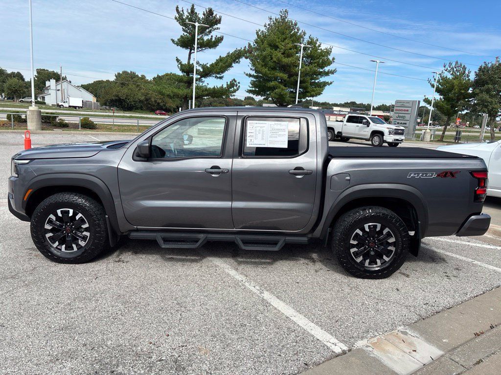 Used 2022 Nissan Frontier PRO-4X AWD/4WD image 5