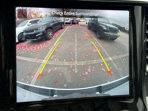 Used 2022 RAM 1500 Big Horn image 17