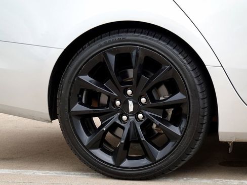 Used 2015 Cadillac CTS Luxury RWD image 38