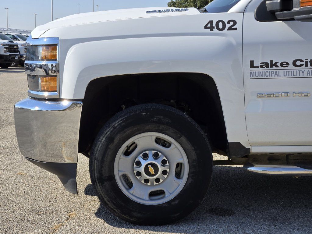 Used 2018 Chevrolet Silverado 2500 W/T w/ WT Convenience Package RWD image 8