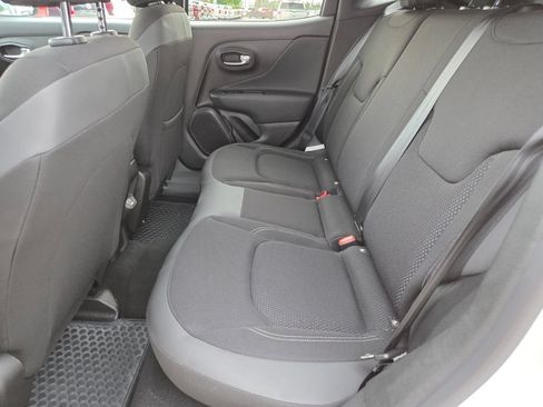 Used 2022 Jeep Renegade Altitude AWD/4WD image 23
