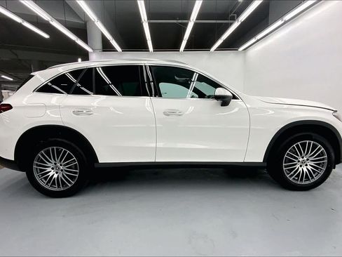 Used 2026 Mercedes-Benz GLC 300 image 5