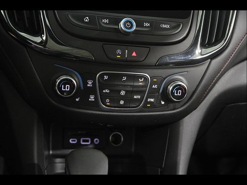 Certified 2024 Chevrolet Equinox RS w/ RS Leather Package AWD/4WD image 14