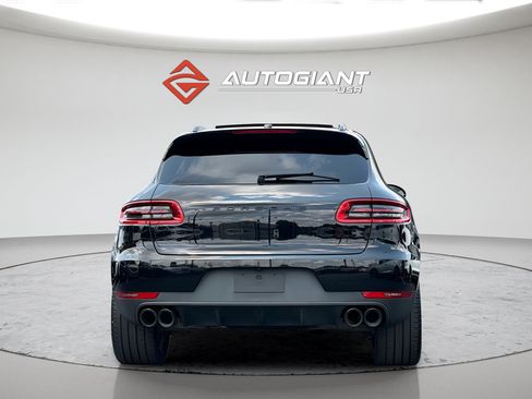 Used 2018 Porsche Macan AWD/4WD image 6