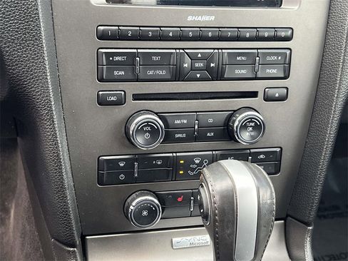 Used 2013 Ford Mustang Premium image 17