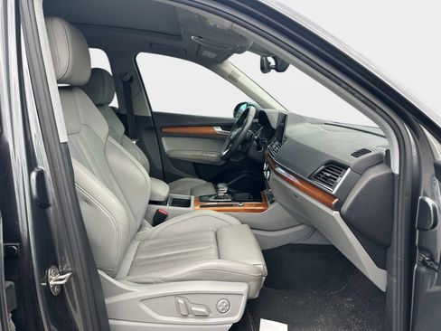 Used 2023 Audi Q5 2.0T Prestige AWD/4WD image 8