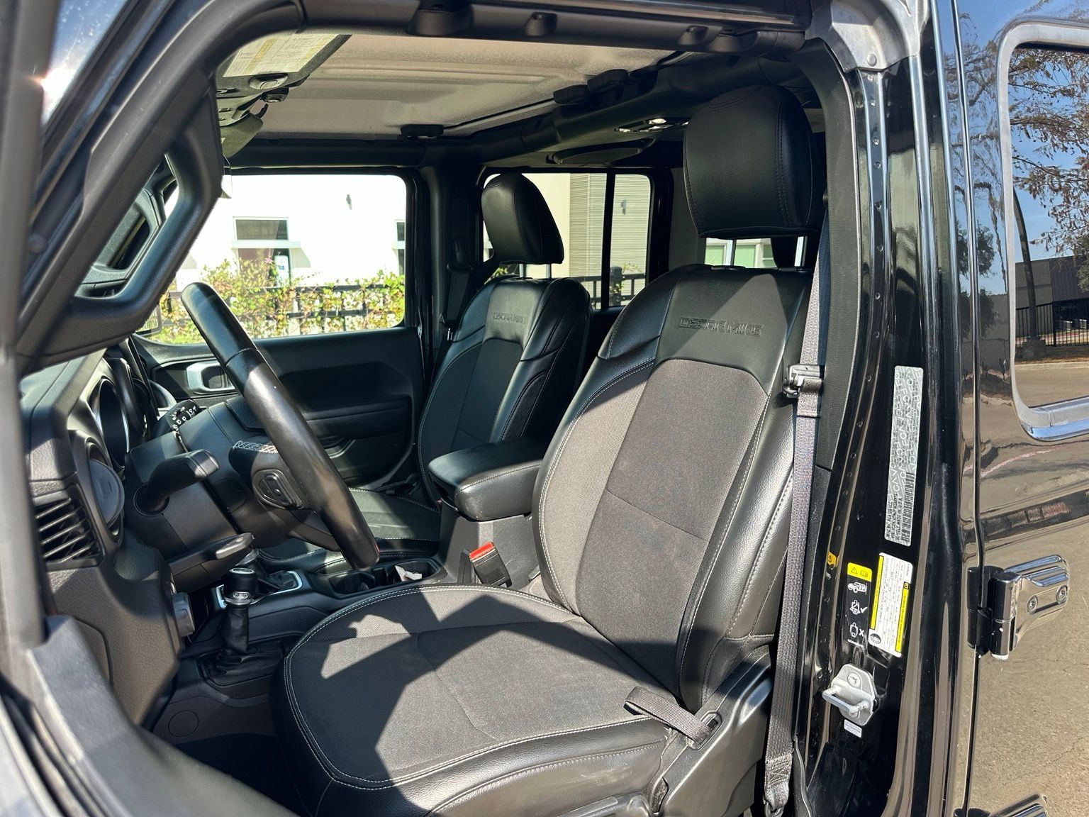 Used 2023 Jeep Wrangler Unlimited Sport AWD/4WD image 5