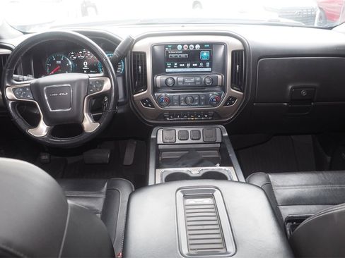 Used 2019 GMC Sierra 2500 Denali w/ Duramax Plus Package image 12