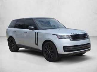 Used 2025 Land Rover Range Rover SE AWD/4WD video 3