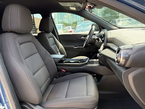 Used 2025 Chevrolet Equinox LT AWD/4WD image 31