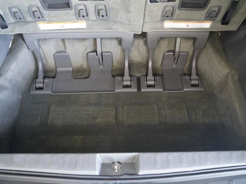 Used 2015 Toyota Sienna XLE FWD image 42