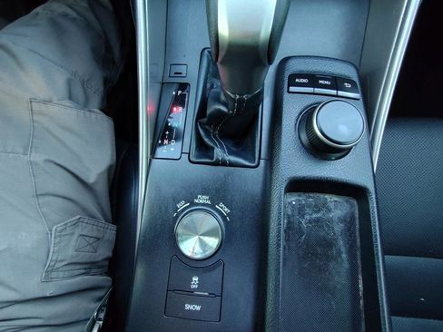 Used 2015 Lexus IS 250 image 22