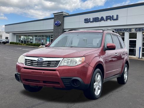 Used 2010 Subaru Forester 2.5X Premium image 3