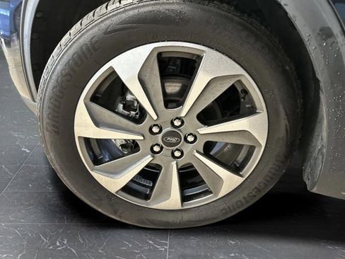 Certified 2023 Ford Escape Platinum image 35