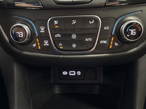 Certified 2024 Chevrolet Equinox RS image 32