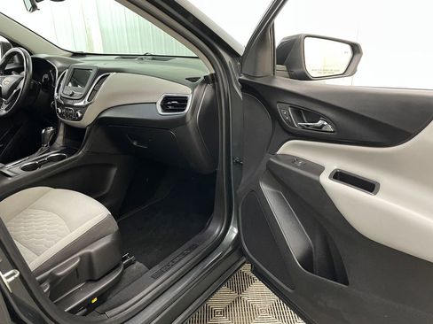 Certified 2019 Chevrolet Equinox LT FWD image 35