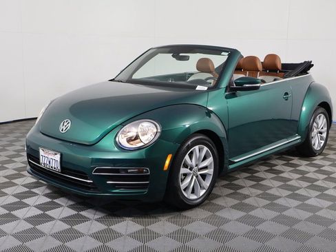 Used 2017 Volkswagen Beetle 1.8T S image 6
