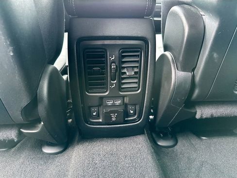 Used 2022 Dodge Durango GT AWD/4WD image 27