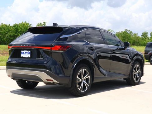 Used 2023 Lexus RX 350 Premium w/ Cold Area Package FWD image 5