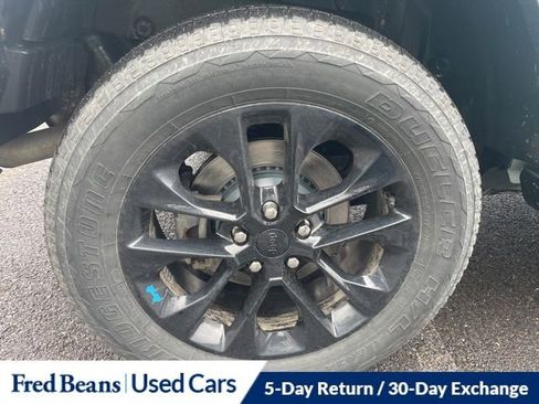 Used 2023 Jeep Wrangler Unlimited Sahara w/ Cold Weather Group image 18