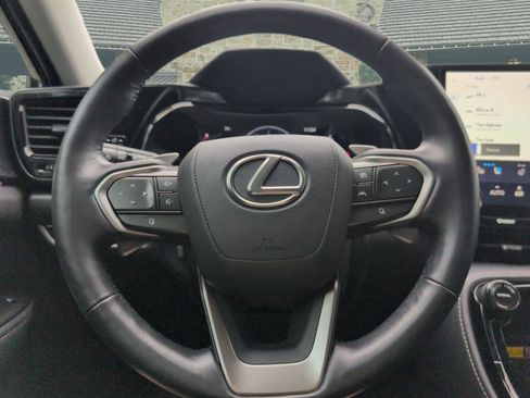 Certified 2025 Lexus NX 350 AWD w/ Accessory Package (Z2) image 9