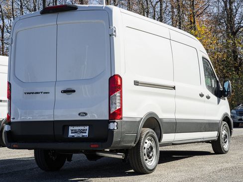 New 2026 Ford Transit 250 148 Medium Roof w/ Load Area Protection Package image 4