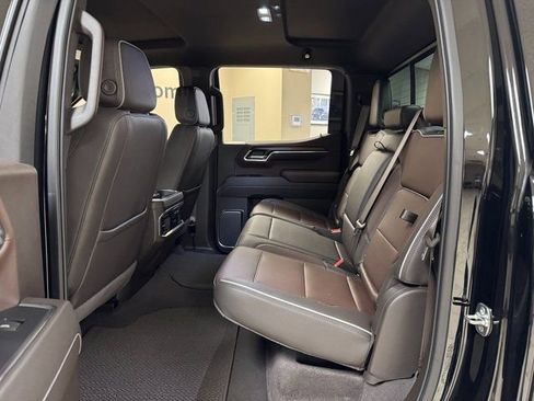 Used 2025 GMC Sierra 1500 Denali image 23