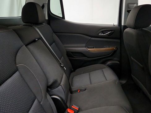 Certified 2021 GMC Acadia SLE w/ Driver Convenience Package FWD image 22